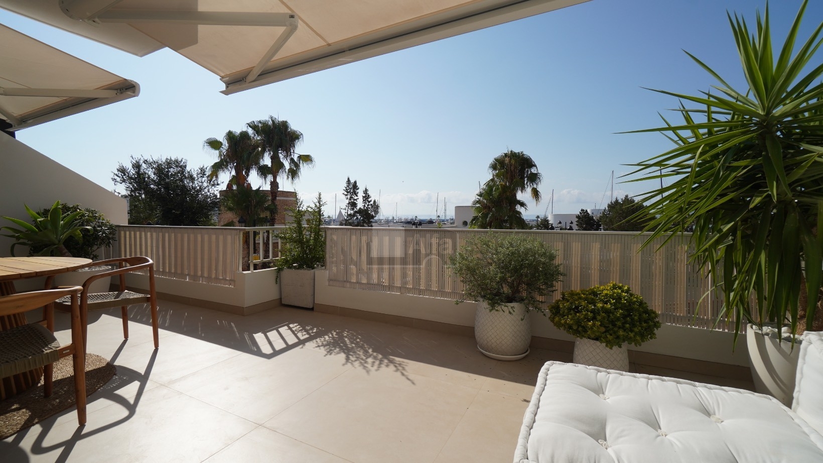 Piso en venta  Santa Eulària des Riu  16/31