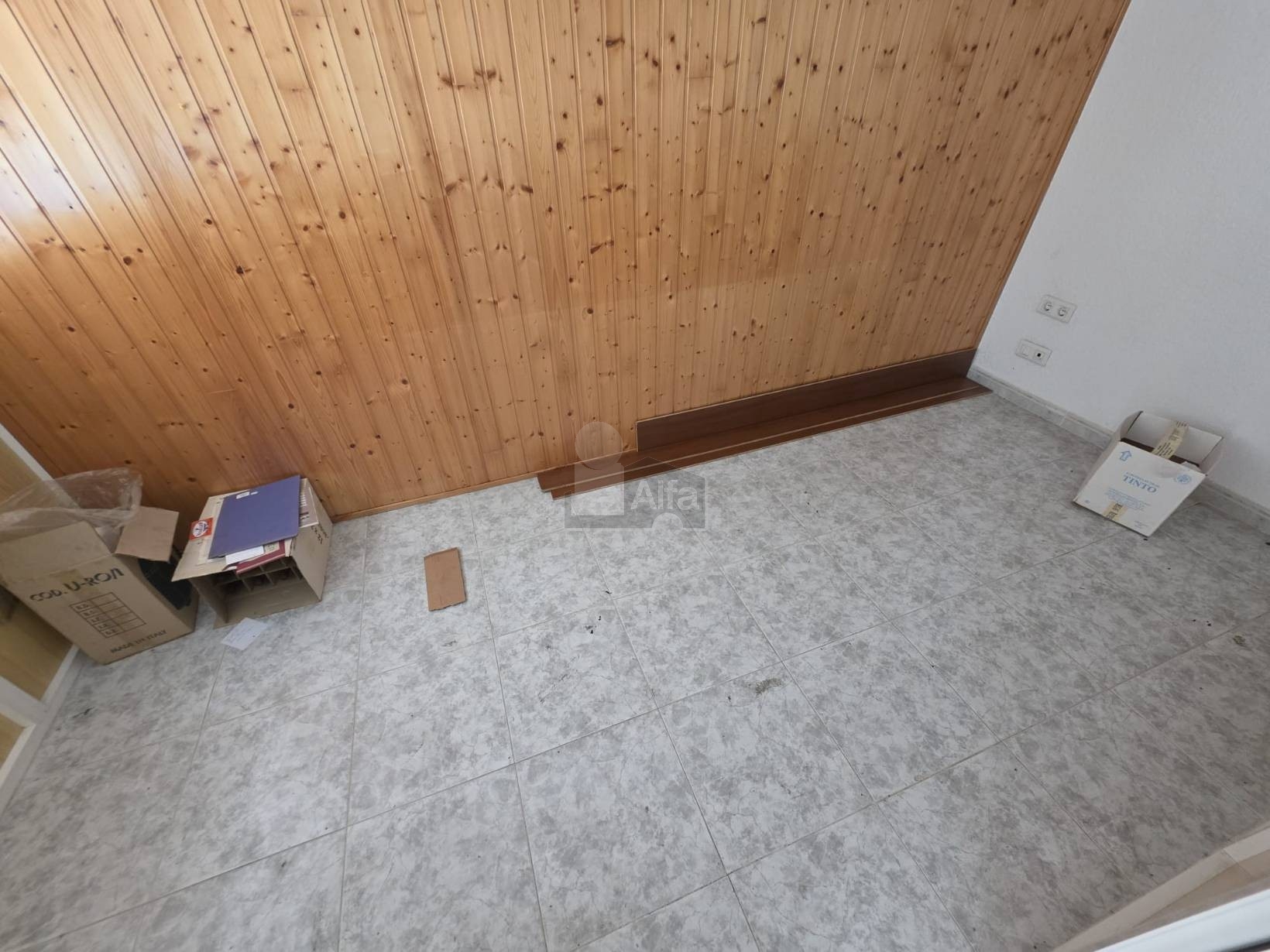 Local en venta en Baños de Montemayor 8/27