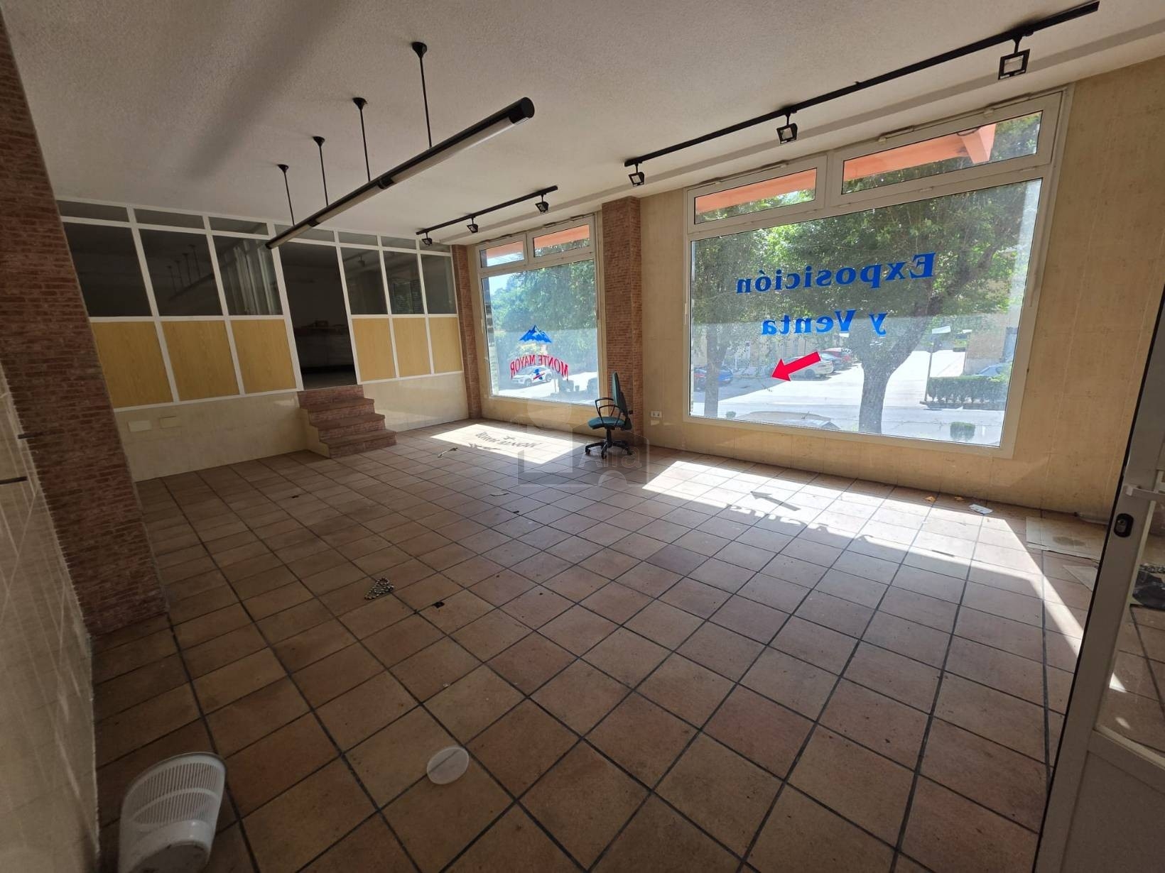 Local en venta en Baños de Montemayor 5/27